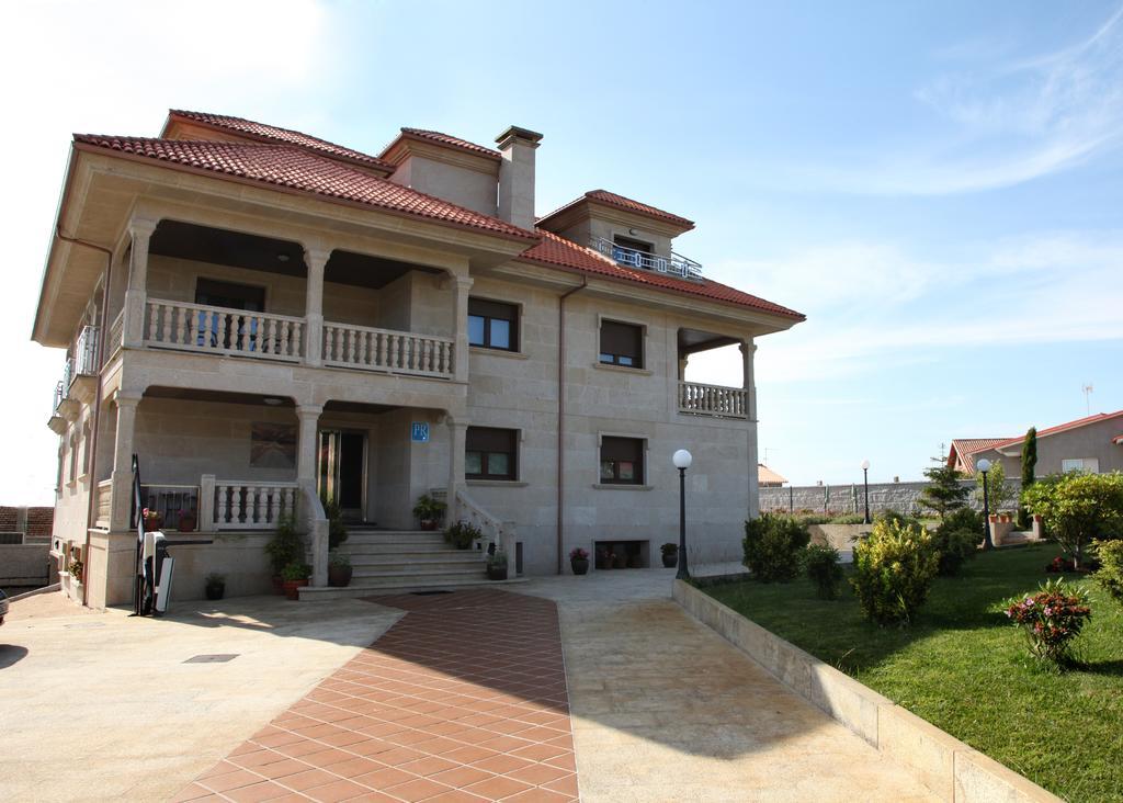 Pension Residencia A Cruzan (Adults Only) Noalla  Buitenkant foto