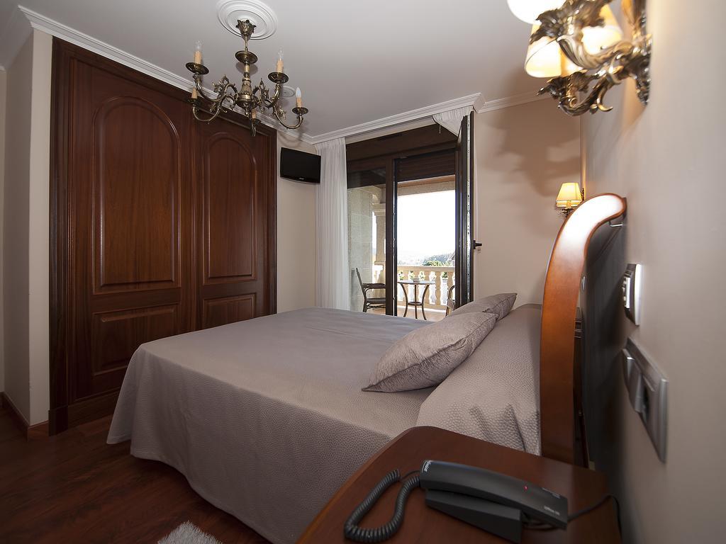 Pension Residencia A Cruzan (Adults Only) Noalla  Buitenkant foto