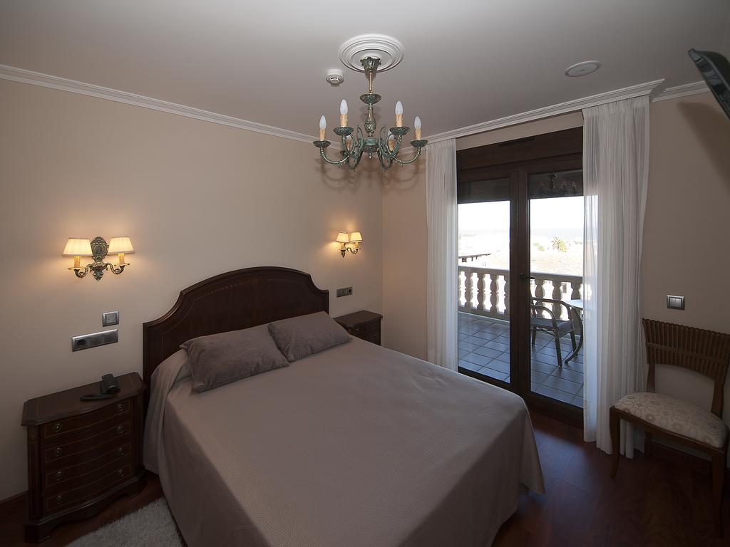 Pension Residencia A Cruzan (Adults Only) Noalla  Buitenkant foto