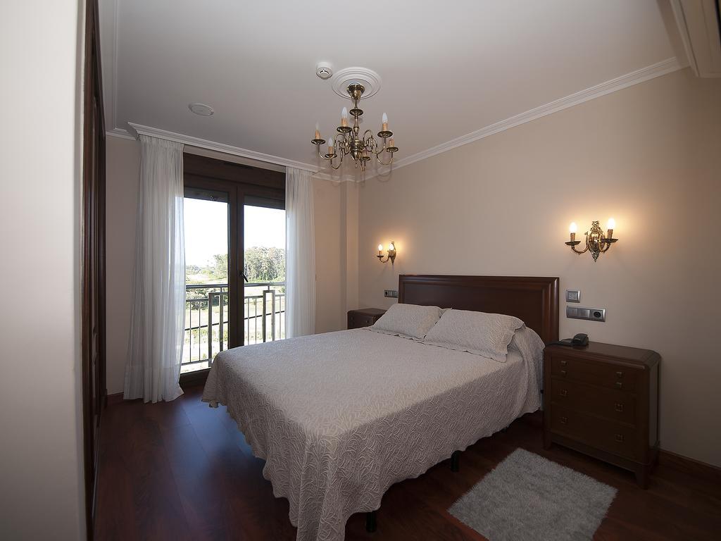 Pension Residencia A Cruzan (Adults Only) Noalla  Buitenkant foto