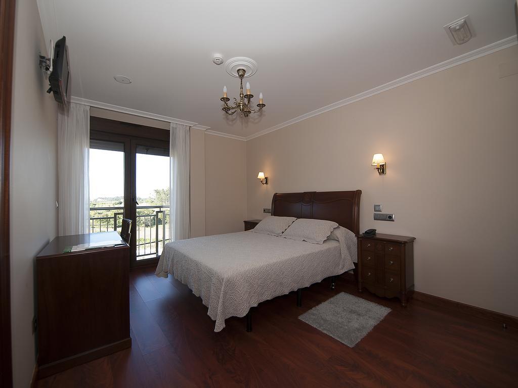 Pension Residencia A Cruzan (Adults Only) Noalla  Buitenkant foto