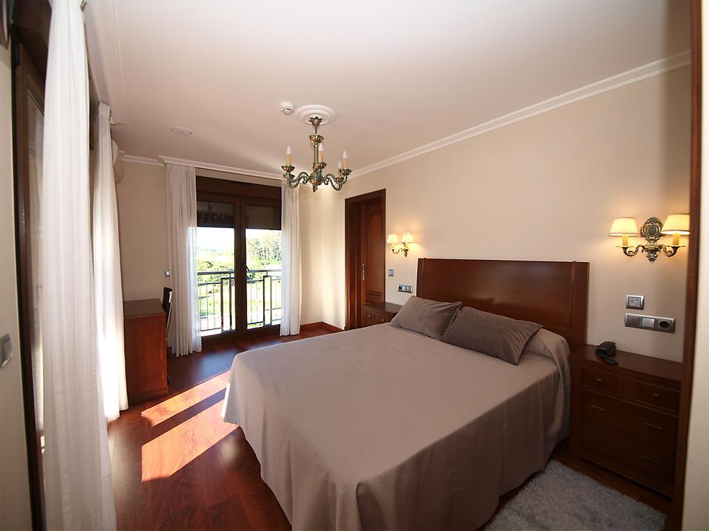 Pension Residencia A Cruzan (Adults Only) Noalla  Buitenkant foto