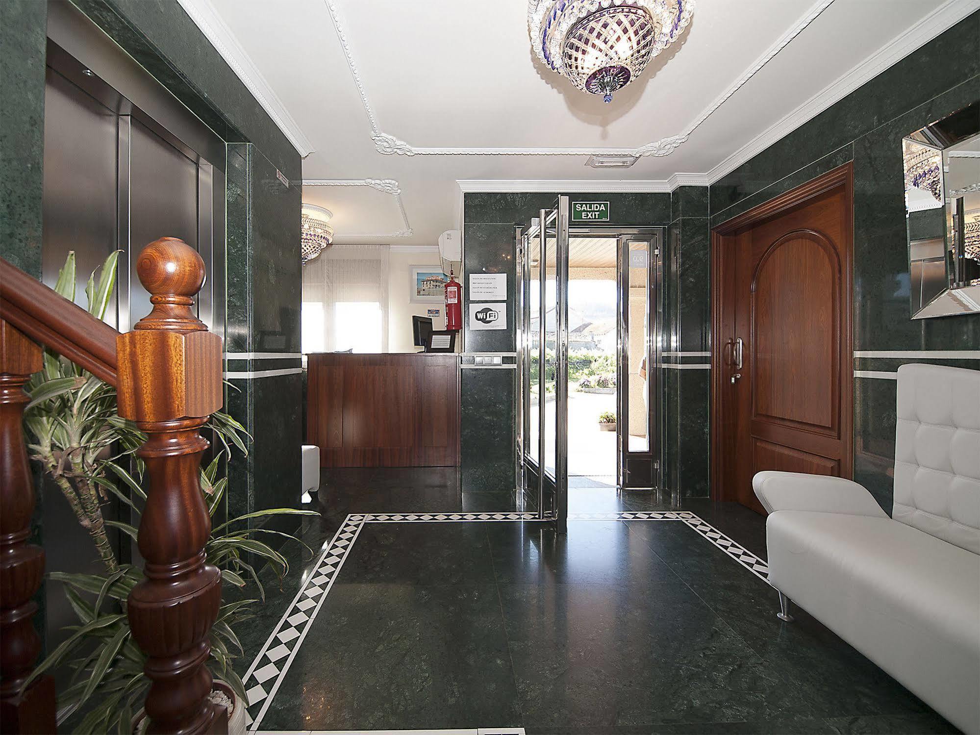 Pension Residencia A Cruzan (Adults Only) Noalla  Buitenkant foto