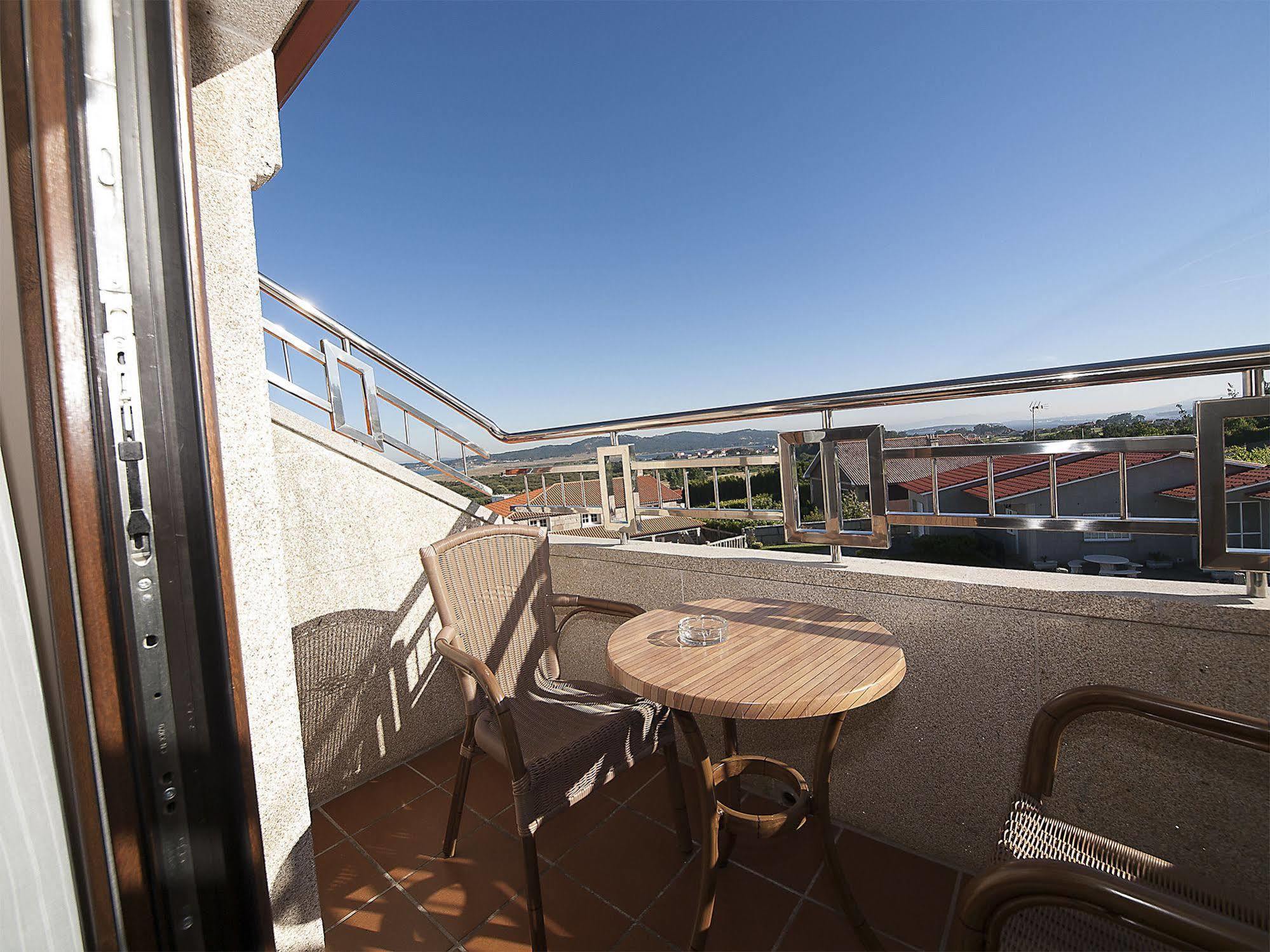 Pension Residencia A Cruzan (Adults Only) Noalla  Buitenkant foto